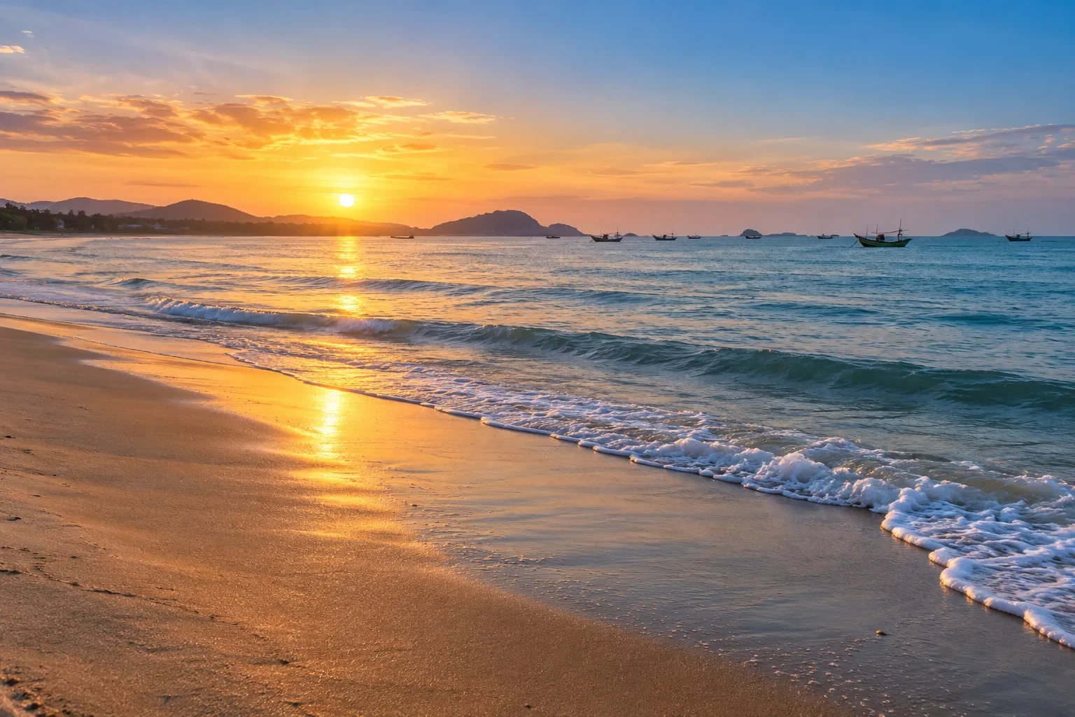 Bình minh trên bãi biển, minh họa cho hành trình Cửa Lò 2 ngày 1 đêm